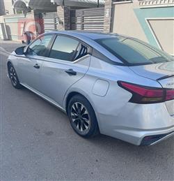 نيسان ألتيما